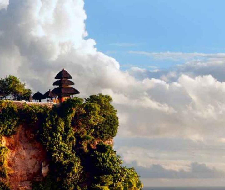 Padang – padang – Uluwatu – Danza Kecak – Cenar en Jimbaran