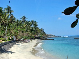 Playa Candi Dasa en Bali, Candi Dasa Beach, playa tranquila en Karangasem